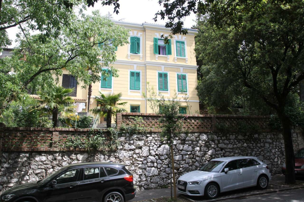 Apartman Bulevard Apartment Рийека Екстериор снимка